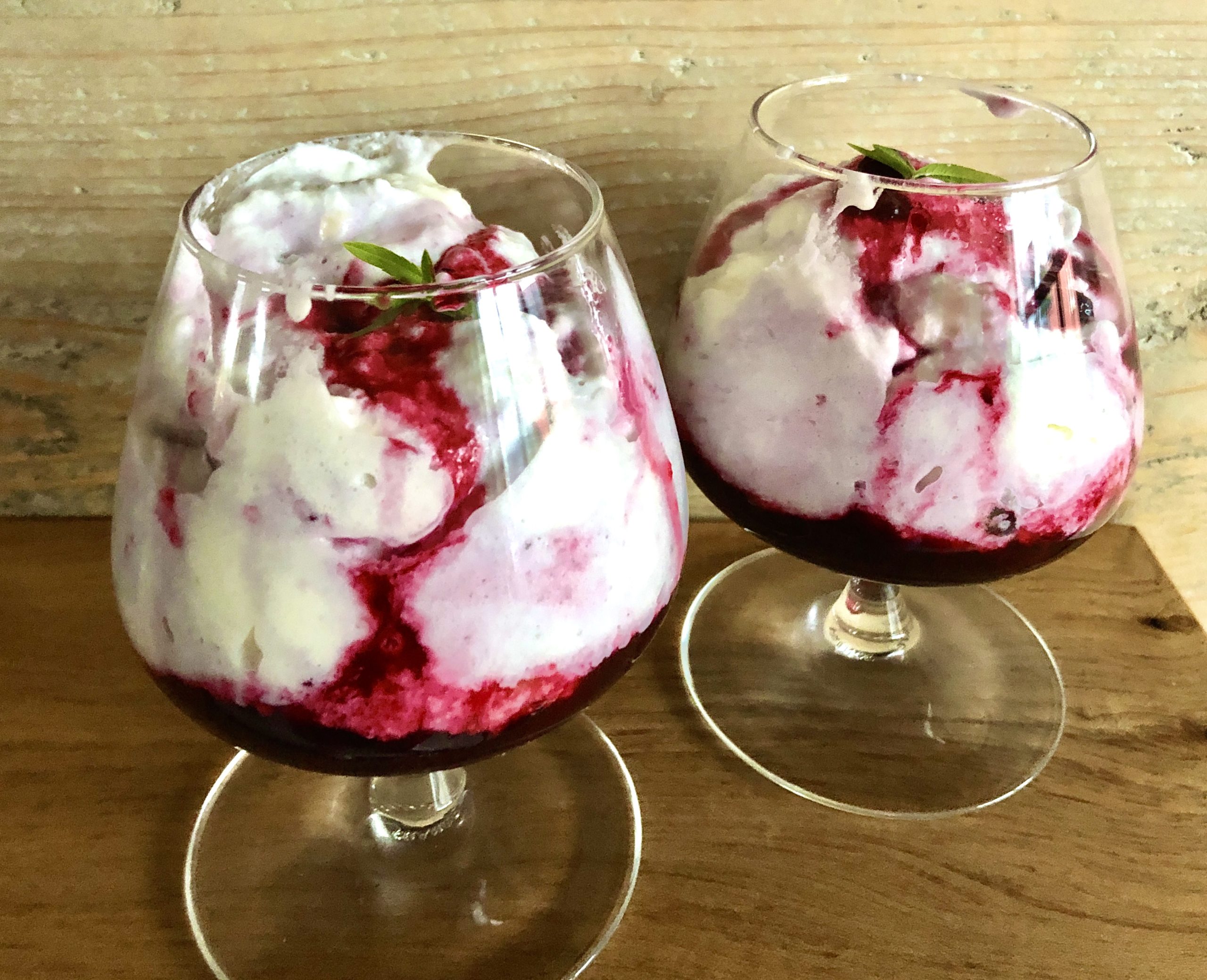 Blackcurrant & Lemon Verbena Ripple Mousse